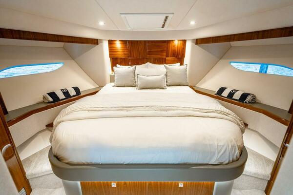 Bald Eagle 60ft Riviera Yacht For Sale