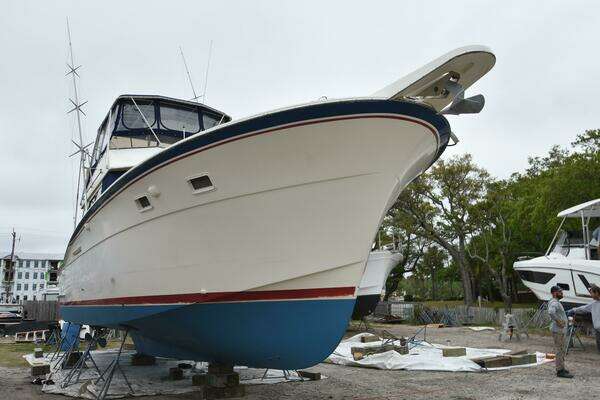 Lady B 46ft Hatteras Yacht For Sale