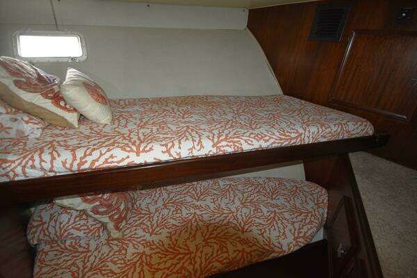 Lady B 46ft Hatteras Yacht For Sale
