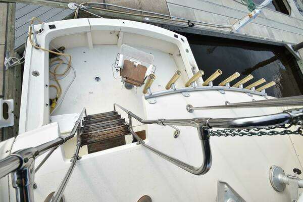Lady B 46ft Hatteras Yacht For Sale