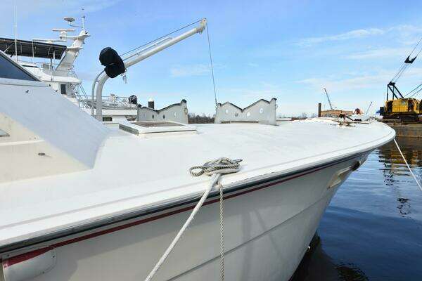 Lady B 46ft Hatteras Yacht For Sale