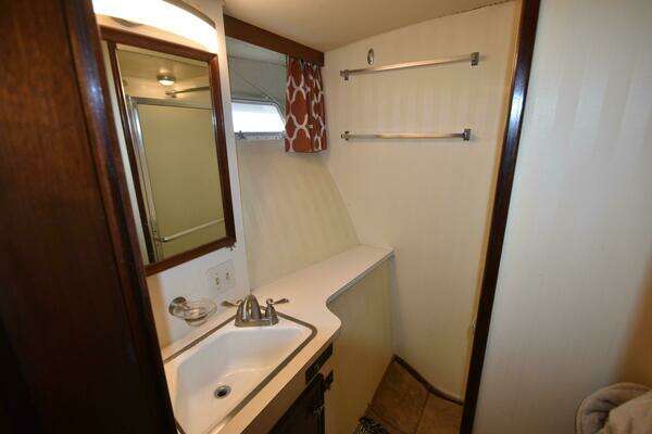 Lady B 46ft Hatteras Yacht For Sale