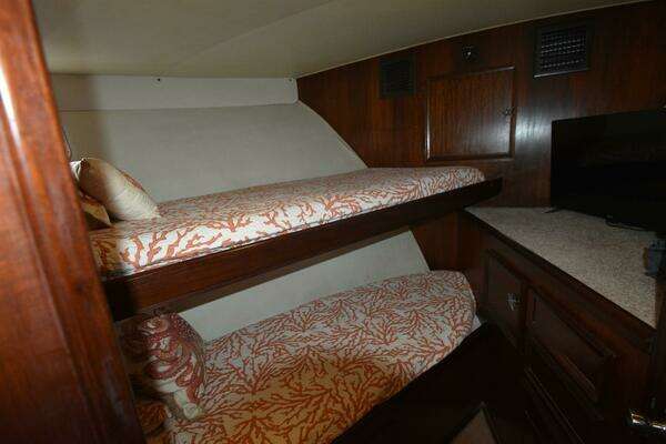 Lady B 46ft Hatteras Yacht For Sale