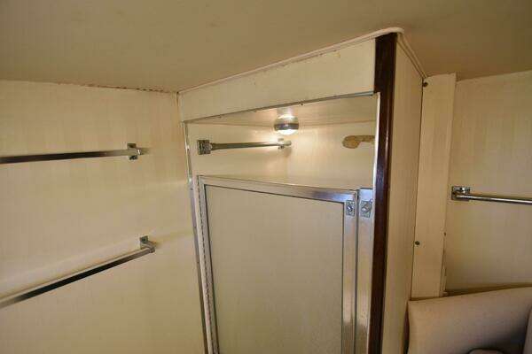 Lady B 46ft Hatteras Yacht For Sale