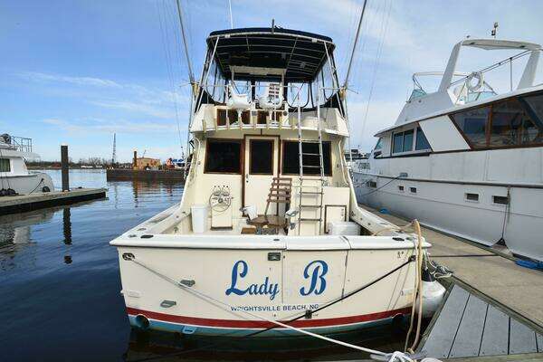 Lady B 46ft Hatteras Yacht For Sale