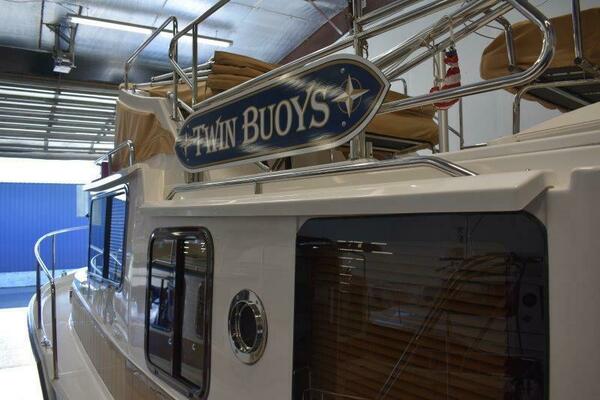 Twin Buoys 31ft Ranger Tugs Yacht For Sale