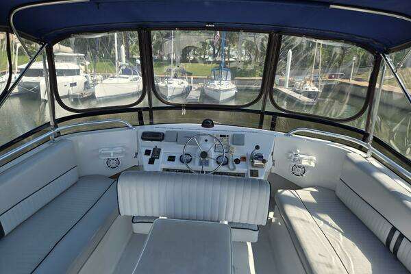 Photo of the 2001 Mainship 390 "Moon Dance"