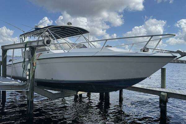 Photo of the 2001 Contender 