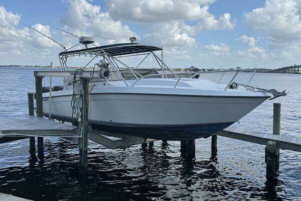 Photo of the 2001 Contender 