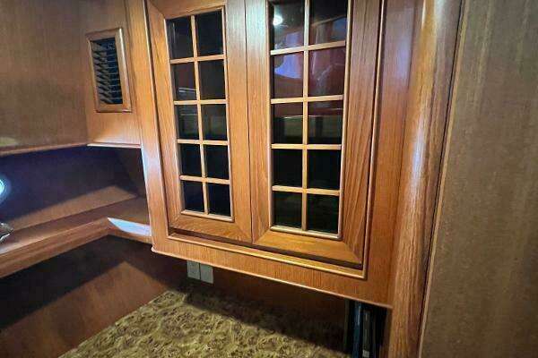 Hyatt 51 Aft Cabin MY Yacht For Sale