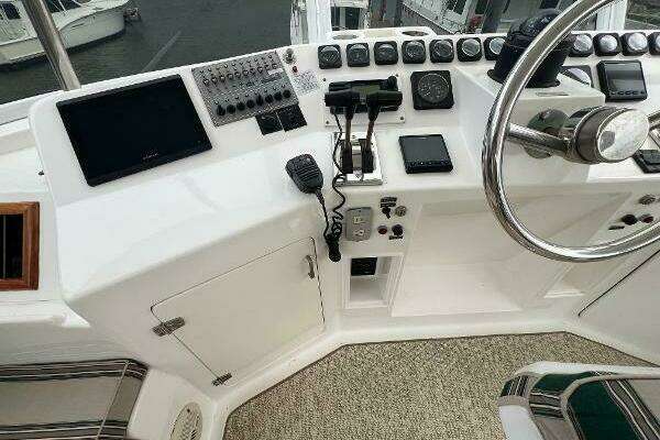 Hyatt 51 Aft Cabin MY Yacht For Sale
