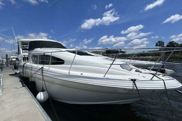 Sea Ray 39 Motor Yacht Yacht For Sale