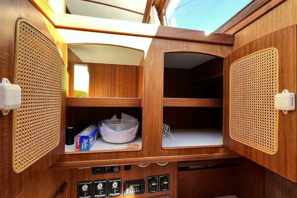 Little Harbor WhisperJet 55 Yacht For Sale