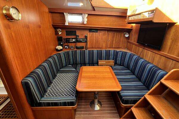 Little Harbor WhisperJet 55 Yacht For Sale