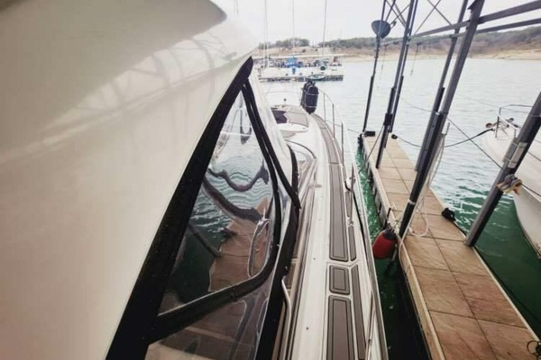 44ft Regal Yacht For Sale