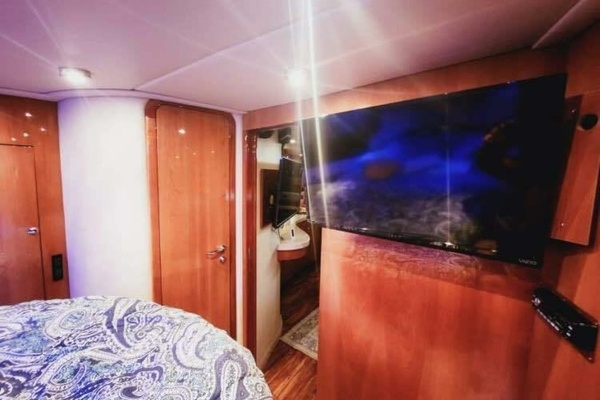 44ft Regal Yacht For Sale