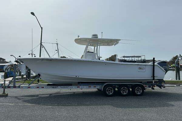 2015 Sea Hunt 30