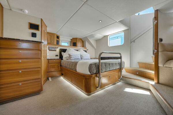 Photo of the 2007 Carey Custom "TASMAN"