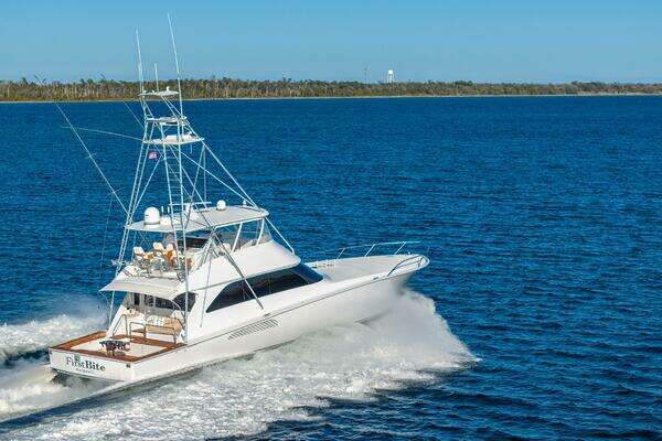 2004 Viking Boats 74