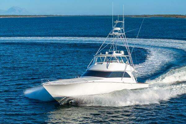 2004 Viking Boats 74