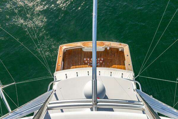 2004 Viking Boats 74