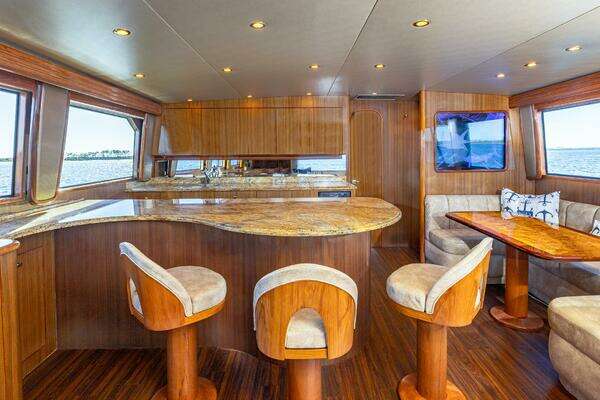 2004 Viking Boats 74