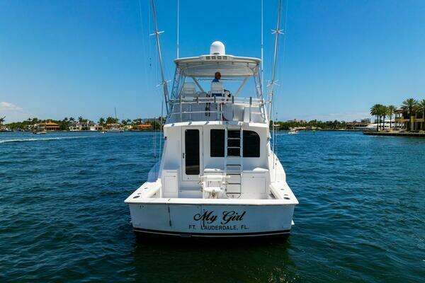 2005 Hatteras 50