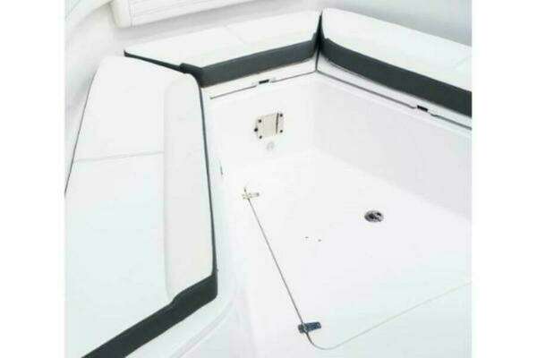 Photo of the 2025 Edgewater 340CC