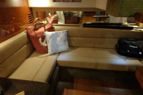 Sea Ray Sundancer Yacht For Sale
