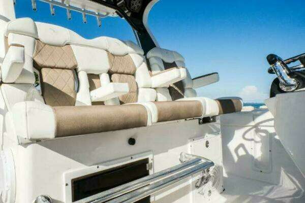 Photo of the 2025 Edgewater 370CC