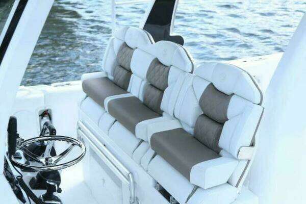 Photo of the 2025 Edgewater 370CC