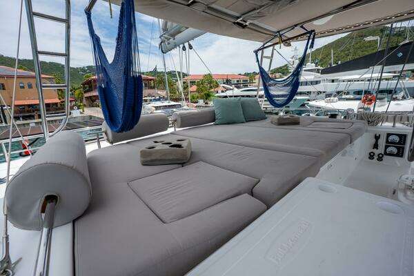 Lagoon  Yacht For Sale