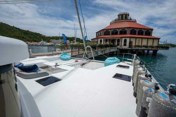 Lagoon  Yacht For Sale