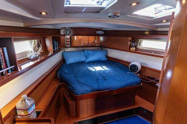 Beneteau Oceanis Yacht For Sale