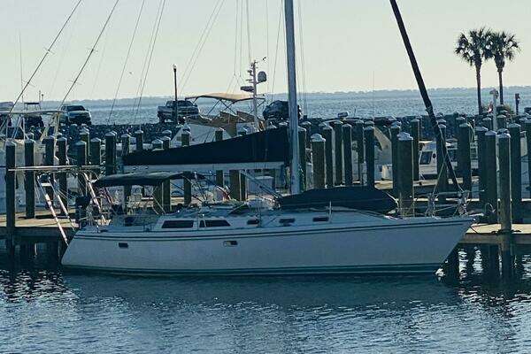 42-ft-Catalina-1991-42 MKI-Between Dreams-New Orleans Louisiana United States yacht for sale
