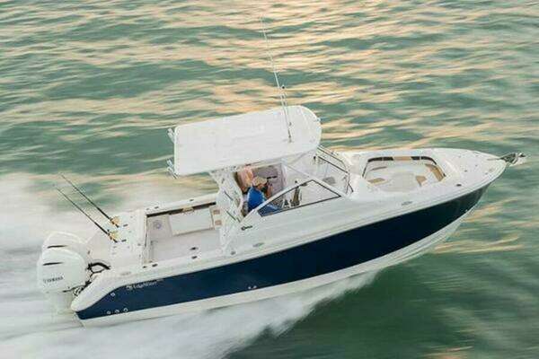 Photo of the 2025 Edgewater 280CX