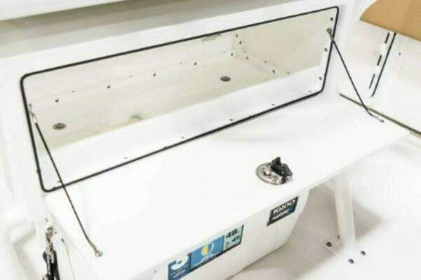 Photo of the 2025 Edgewater 208CC