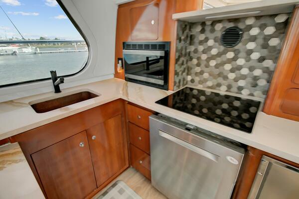 No Surrender 53ft Carver Yacht For Sale