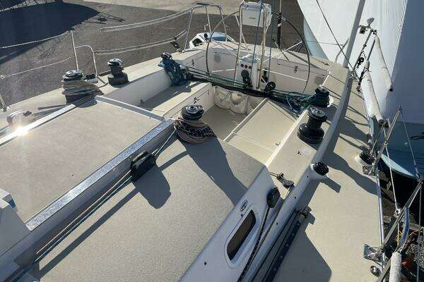 J Boats 133 Yacht For Sale