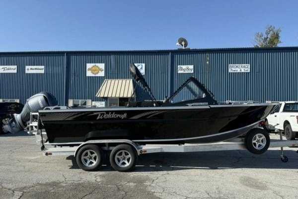 21-ft-Weldcraft-2025-210 Revolution Soft Top-Fall Special Pricing LaSalle Michigan United States  yacht for sale