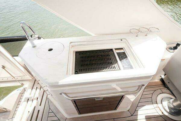 2018 Sea Ray 55