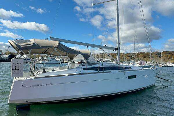 Photo of the 2019 Jeanneau Sun Odyssey 349 "Messin' About"