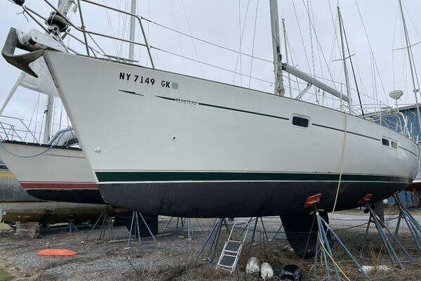 Photo of the 1998 Beneteau  "OBSESSION XVII"