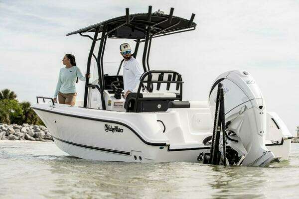 Photo of the 2025 Edgewater 208CC