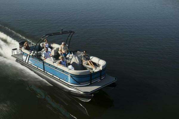 Photo of the 2025 Starcraft SLS 3