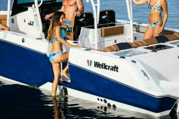 Photo of the 2025 Wellcraft 302 Fisherman