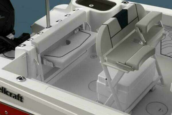 Photo of the 2025 Wellcraft 223 Fisherman