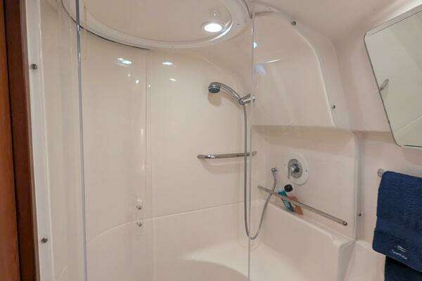 Tiara Yachts 3900 Convertible Yacht For Sale