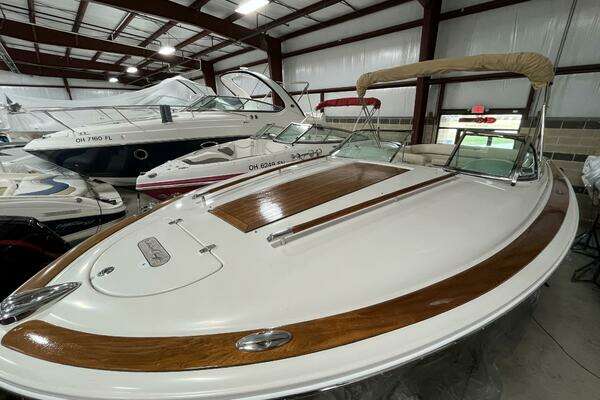 Photo of the 2005 Chris-Craft Corsair 28