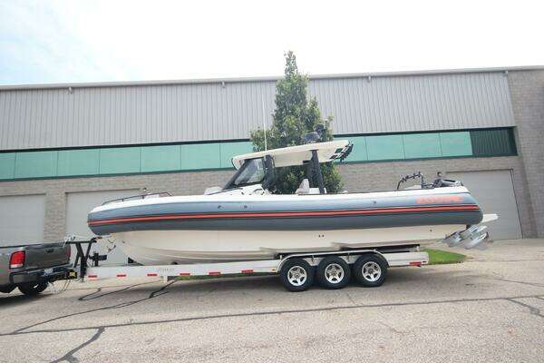 33-ft-Zodiac-2025-X10CC Twin Mercury 400's w/ Joystick-Summer Special Pricing-Grand Haven Michigan United States yacht for sale